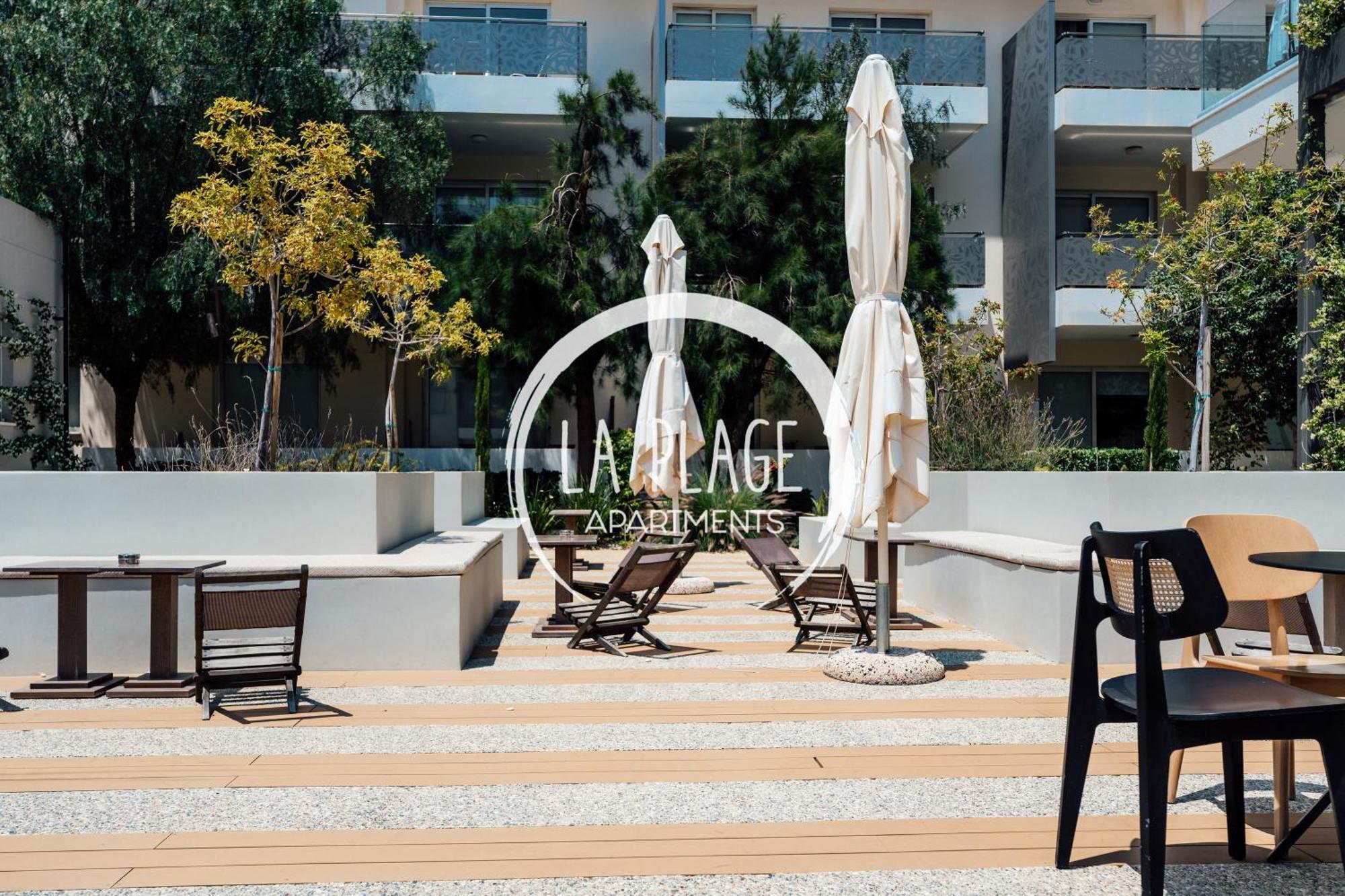 ♥ Sunny&Cozy Family Apartment ★ Walk To The Beach☼ 파라림니 외부 사진